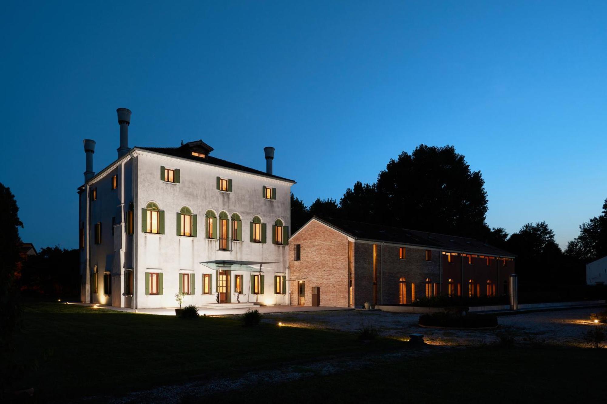 Villa Martin Sambruson Kültér fotó