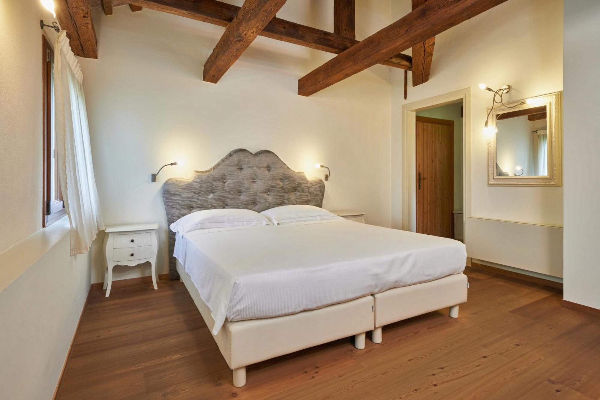 Villa Martin Sambruson Kültér fotó