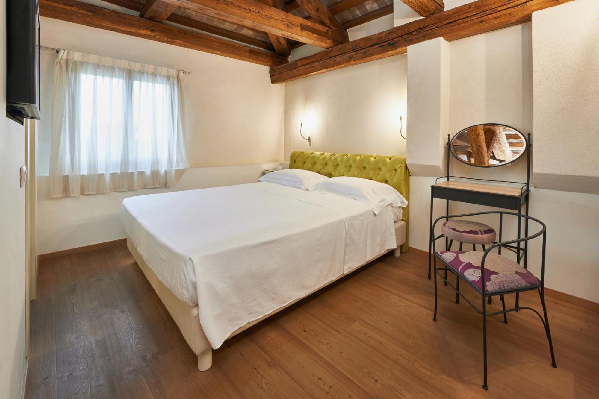 Villa Martin Sambruson Kültér fotó